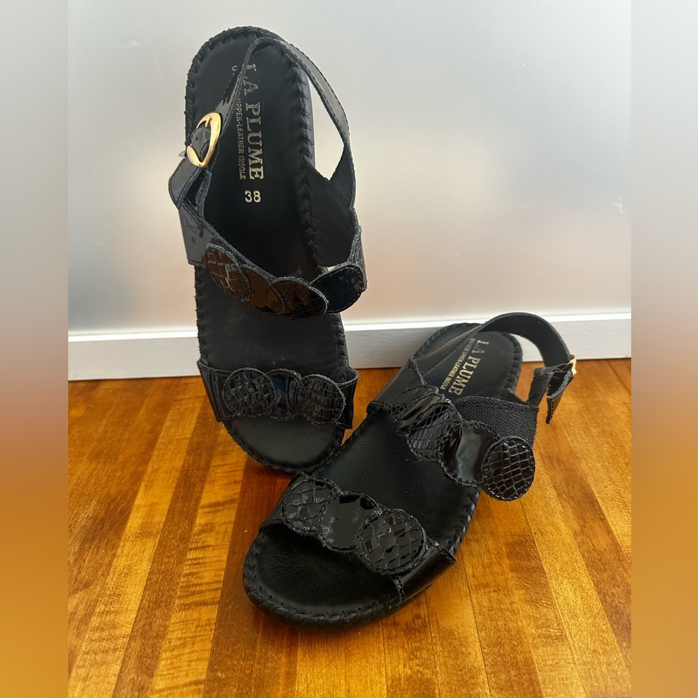 La Plume—Leather Sandals, Adjustable Velcro Straps (Size 38 (7 1/2-8) women’s